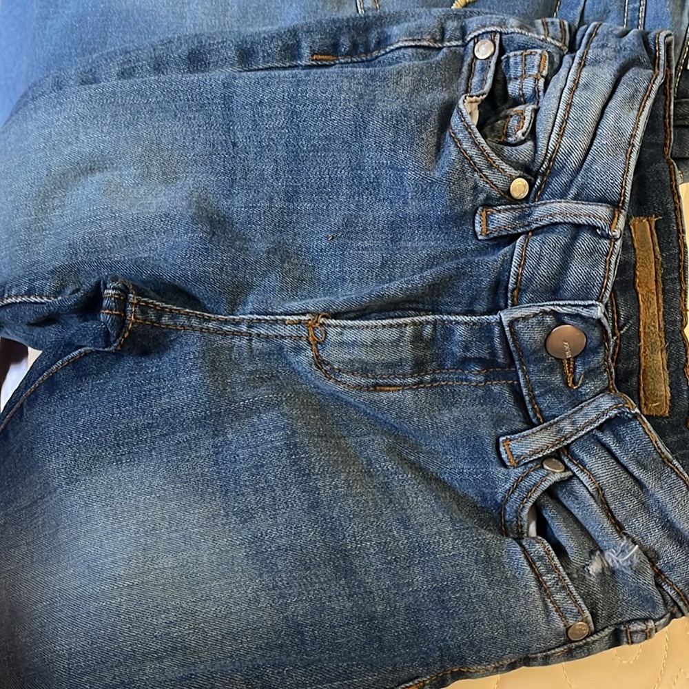 Jeans - Picture 2 of 2
